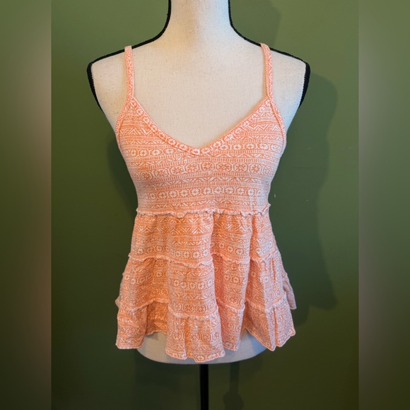 American Eagle Outfitters Tops - American Eagle Outfitters Peach Patterned Camisole